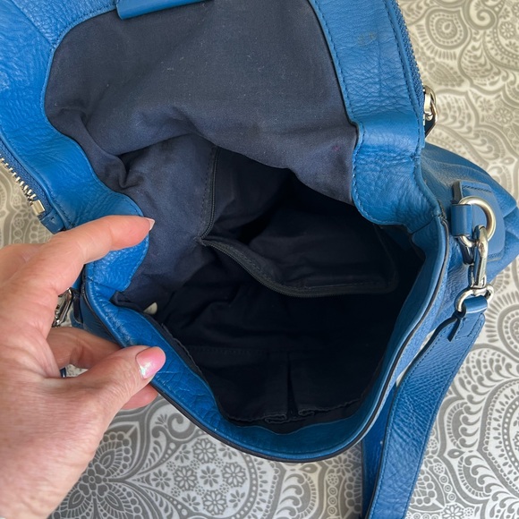 Marc by Marc Jacobs crossbody medium sized bag. - Picture 9 of 12